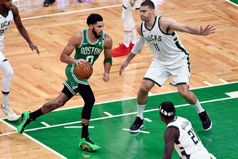 celtics vs bucks 2021|Celtics vs Bucks, December 25, 2021 .